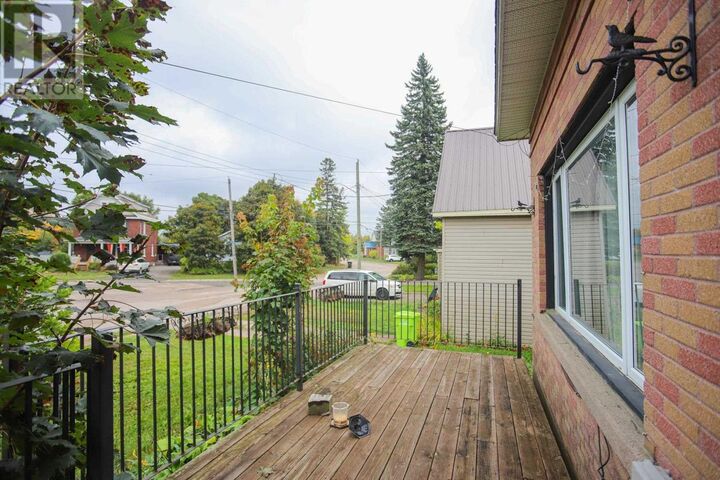 Property Photo:  119 Salisbury Ave  ON P6B 1M3 