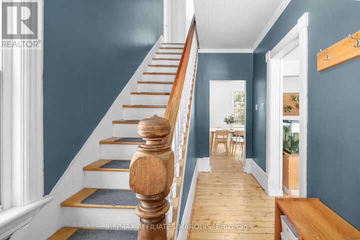 Property Photo:  127 Brockville Street  ON K7A 3Y7 