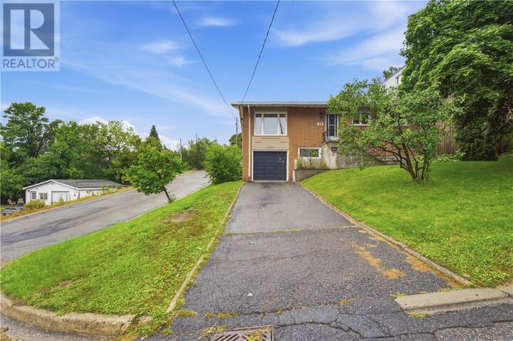 Property Photo:  836 Prete Street  ON P3E 3Y1 