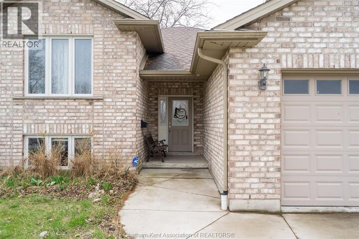Property Photo:  30 St Michael Avenue  ON N7M 2E4 