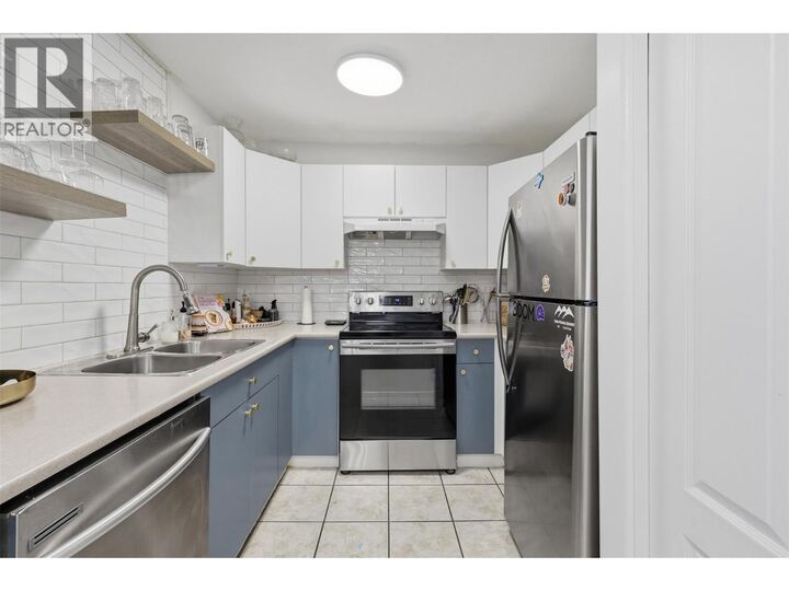 Property Photo:  554 Seymour Street 312  BC V2C 2G9 