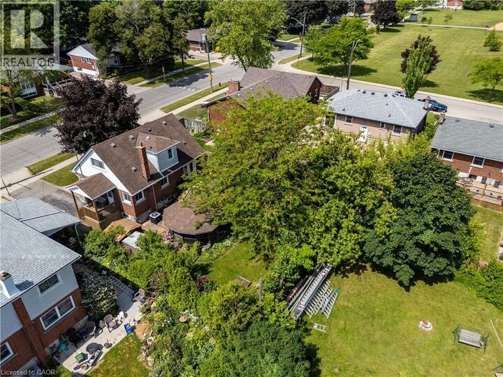 Property Photo:  129 Broker Drive  ON L8T 2B8 