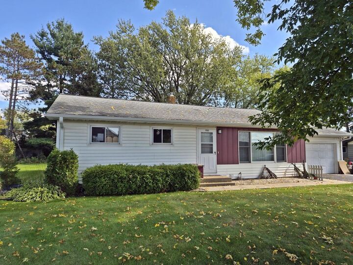 Property Photo:  1705 N Peach Avenue  WI 54449 