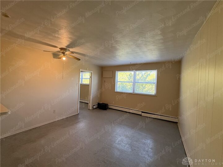 Property Photo: 947 Grand Avenue 16 OH 45205