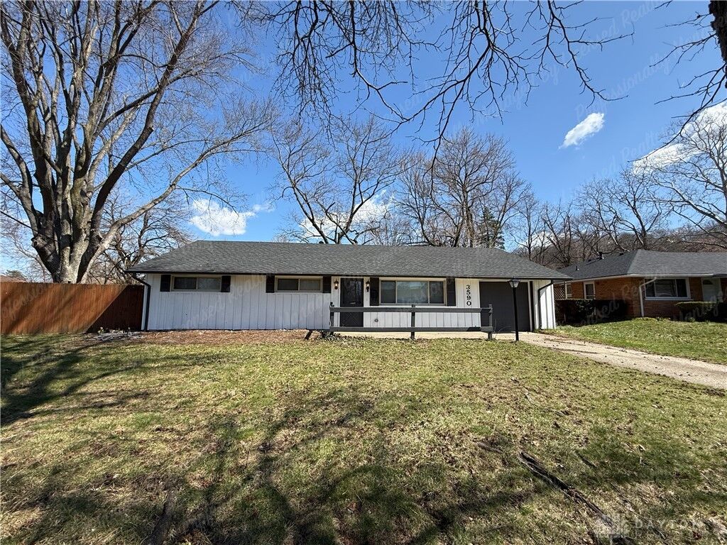 Property Photo: 3590 Hertland Drive OH 45439