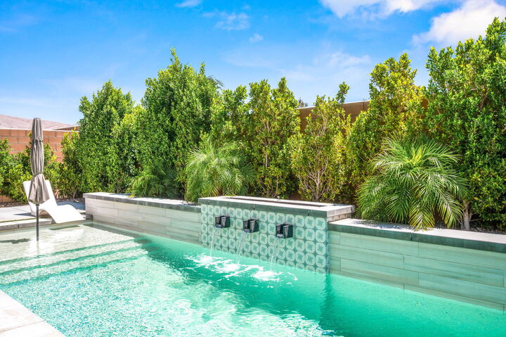 Property Photo: 40166 Vivaldi Court CA 92203