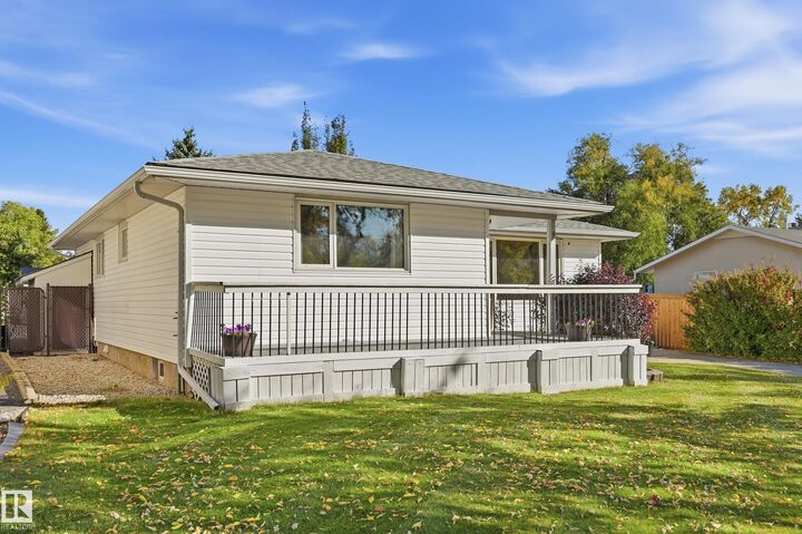 Property Photo: 74 Aspen Crescent AB T8N 2L8