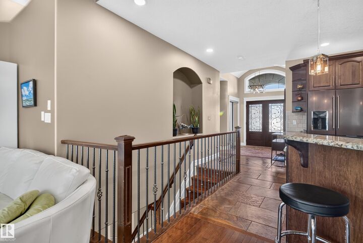 Property Photo:  20 Kingsmoor Close  AB T8N 0X2 