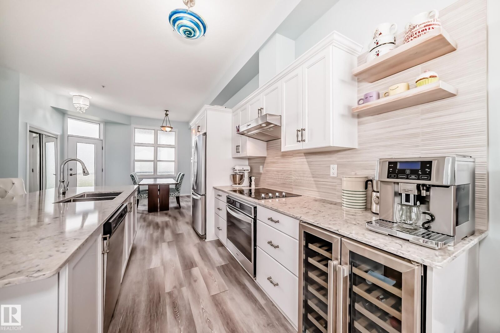 Property Photo:  9507 101 Avenue NW 414  AB T5H 4R1 