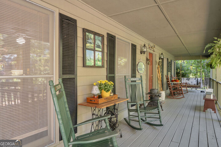 Property Photo:  107 Hawks Nest  GA 30571 