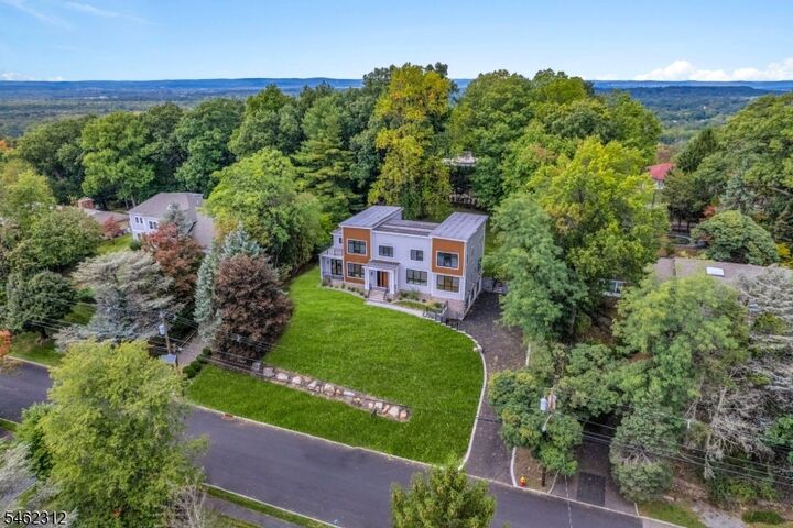 Property Photo: 8 Fordham Rd NJ 07039