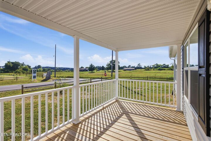 Property Photo:  133 County Road 784A  TN 37331 