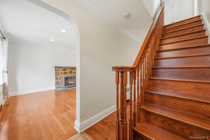 Property Photo:  26 Custer Avenue  NY 10701 