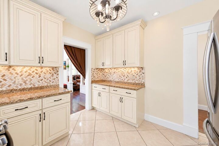 Property Photo:  15 Harding Avenue  NY 11801 