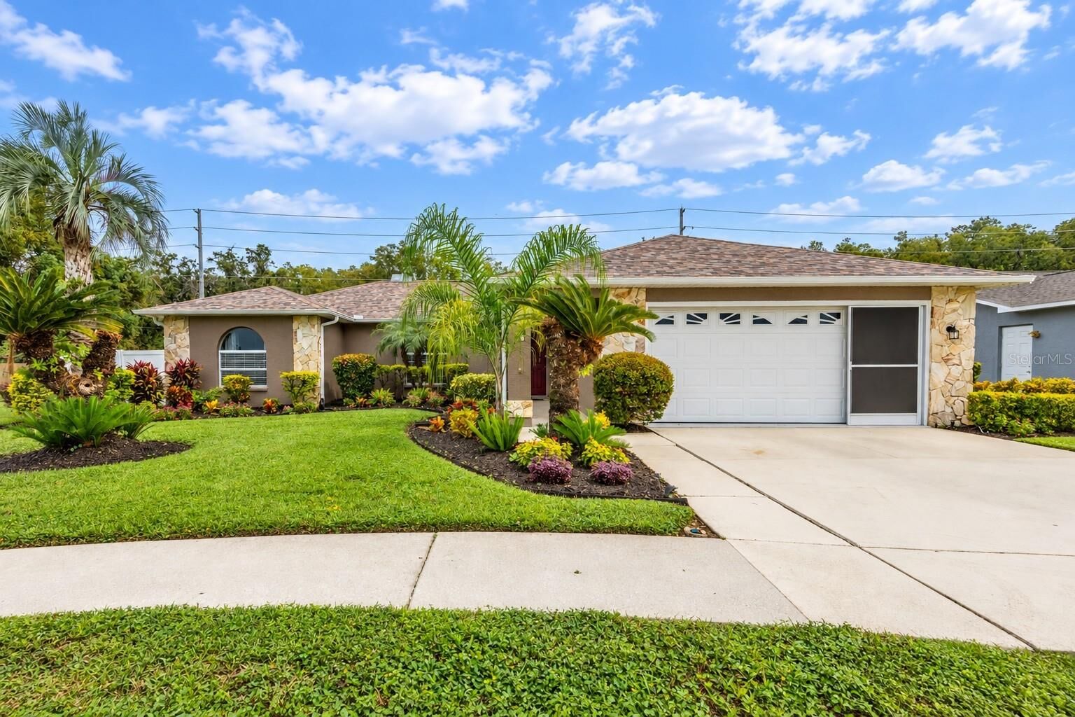 Property Photo:  9713 Lomalinda Court  FL 34655 