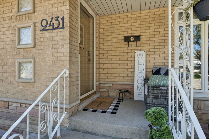 Property Photo: 9431 Congress Park Avenue IL 60513