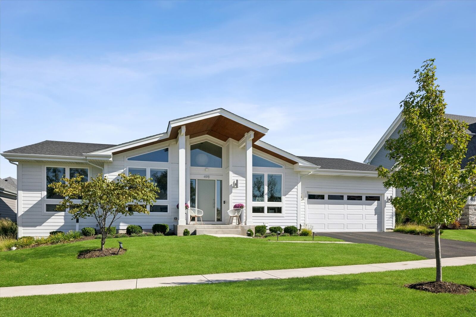 Property Photo:  498 Cora Lane  IL 60174 