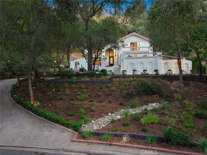 Property Photo:  16 Hidden Valley Road  CA 91016 