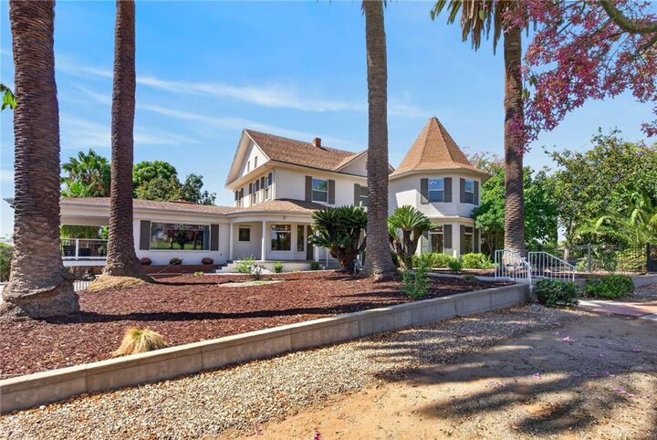 Property Photo:  2732 Mary Street  CA 92506 