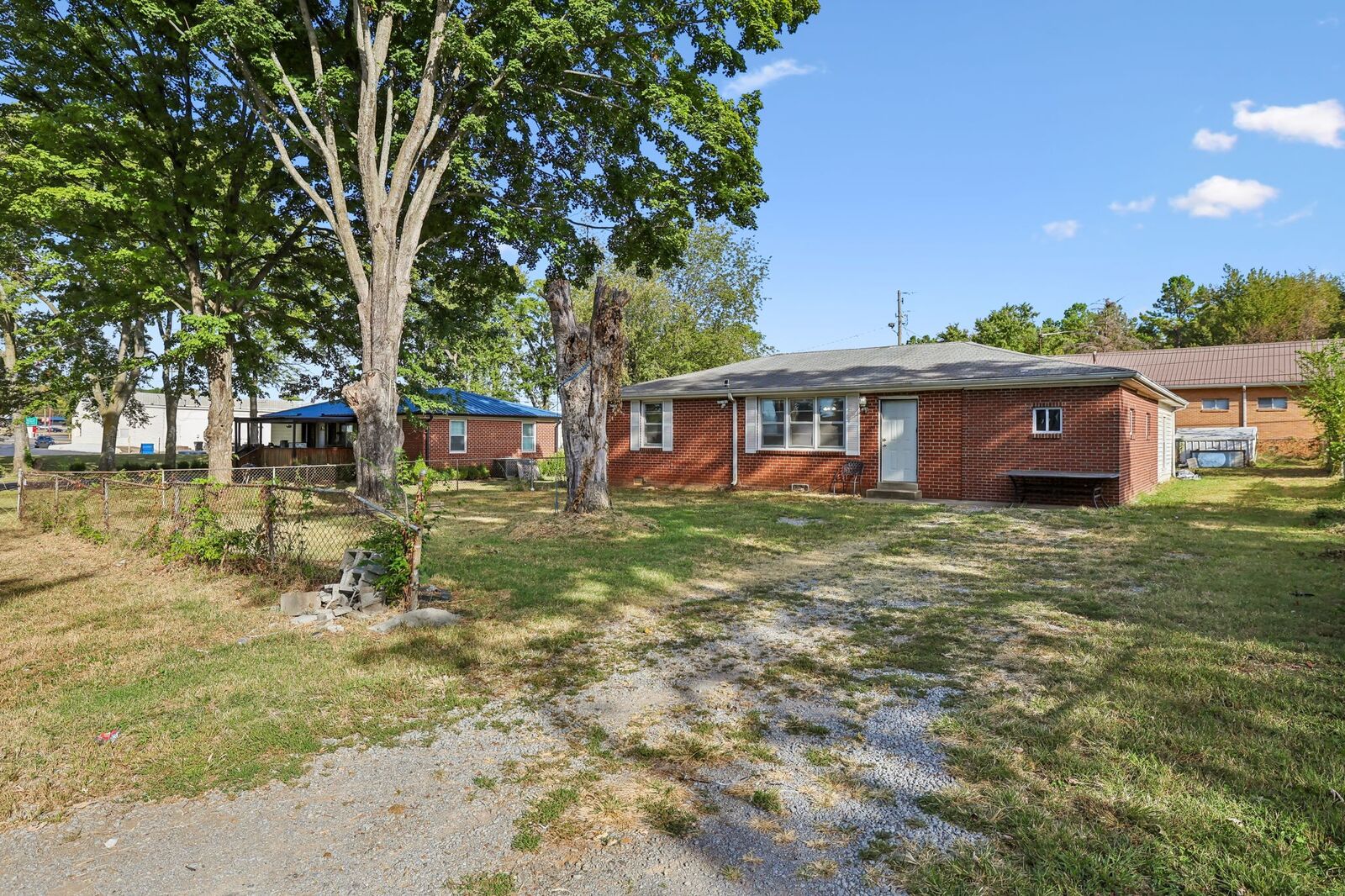 Property Photo:  103 Kings Rd  TN 37167 