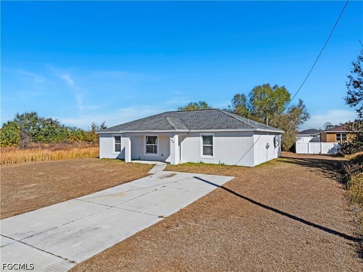 Property Photo:  9018 Penny Circle  FL 33935 