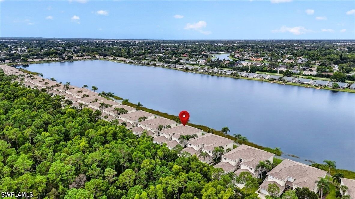 Property Photo:  3450 W Crown Pointe Boulevard 201  FL 34112 