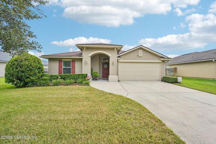 Property Photo: 1676 Night Owl Trail FL 32068