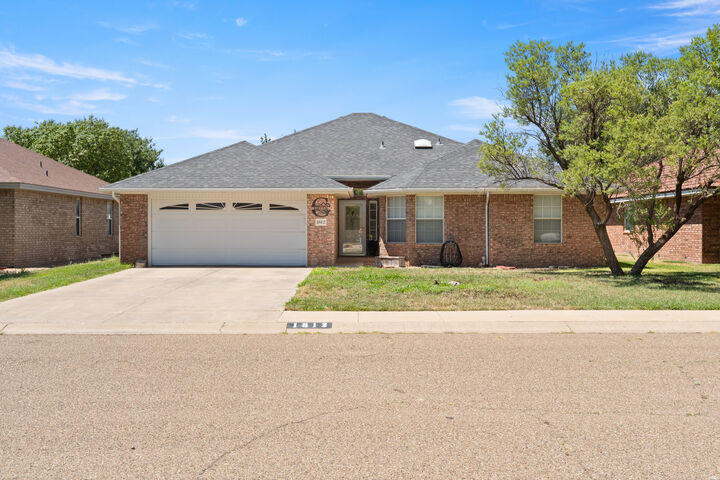 Property Photo:  1812 Bob Jay  NM 88101 