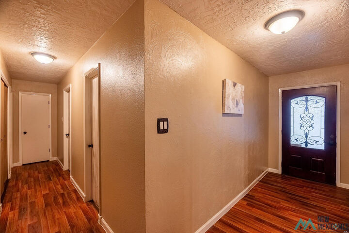 Property Photo:  1125 Parkland Dr  NM 88101 