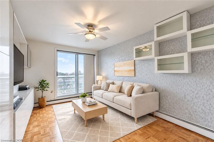 Property Photo: 30 Summit Avenue 607 ON L8V 2R8