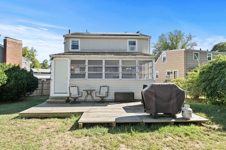 Property Photo:  18 Thompson Ln  MA 01904 