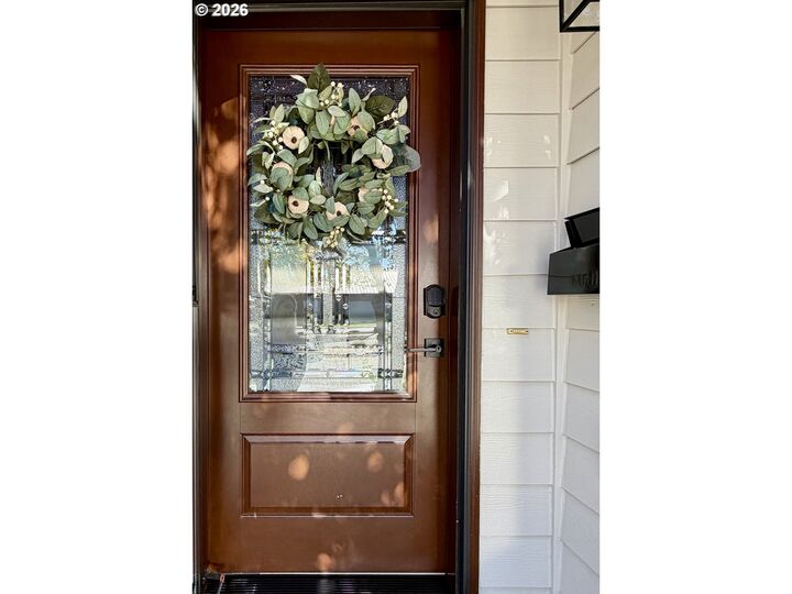 Property Photo: 109 NW 8th St OR 97030