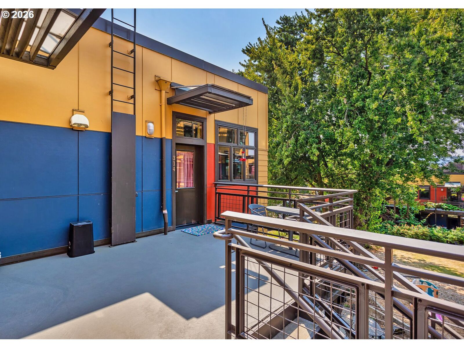 Property Photo:  2525 N Killingsworth St 314  OR 97217 