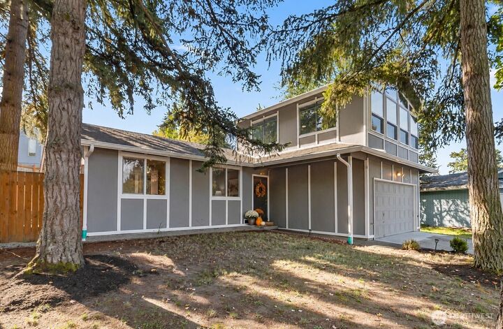 Property Photo: 15723 NE 109th Street WA 98052