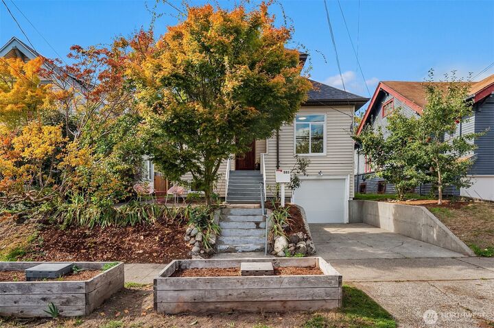 Property Photo: 181 26th Avenue WA 98122