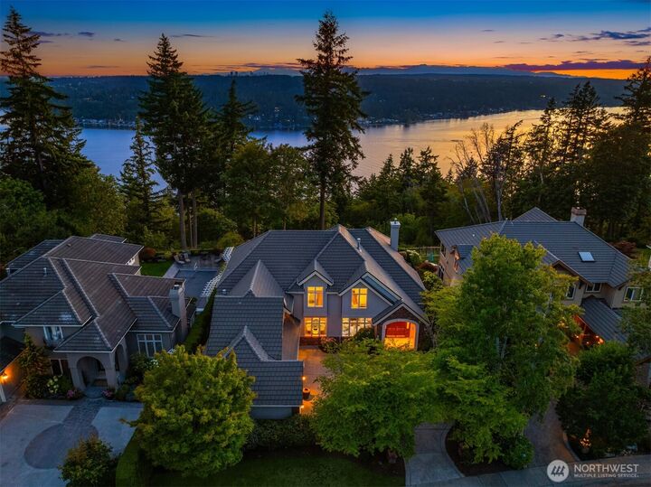 Property Photo:  2451  204th Terrace NE  WA 98074 