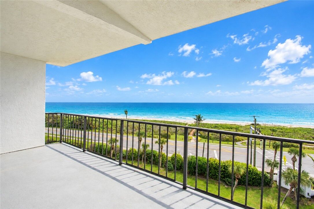 Property Photo:  5159 N Highway A1a Highway 615  FL 34949 