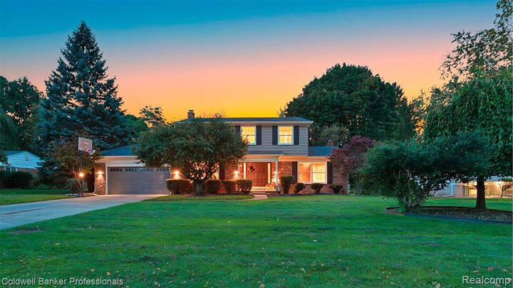 Property Photo: 561 Fox River Drive MI 48304