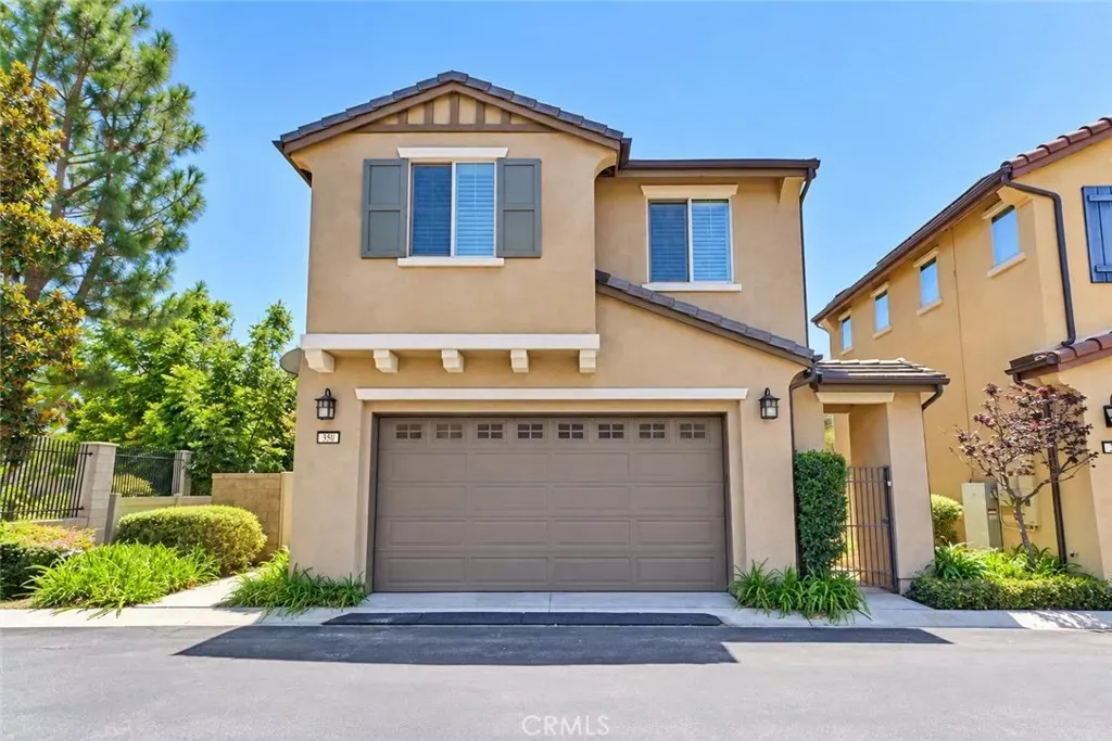 Property Photo:  350 Catalina  CA 92821 