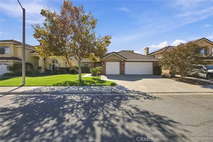 Property Photo:  42945 Corte Siero  CA 92592 