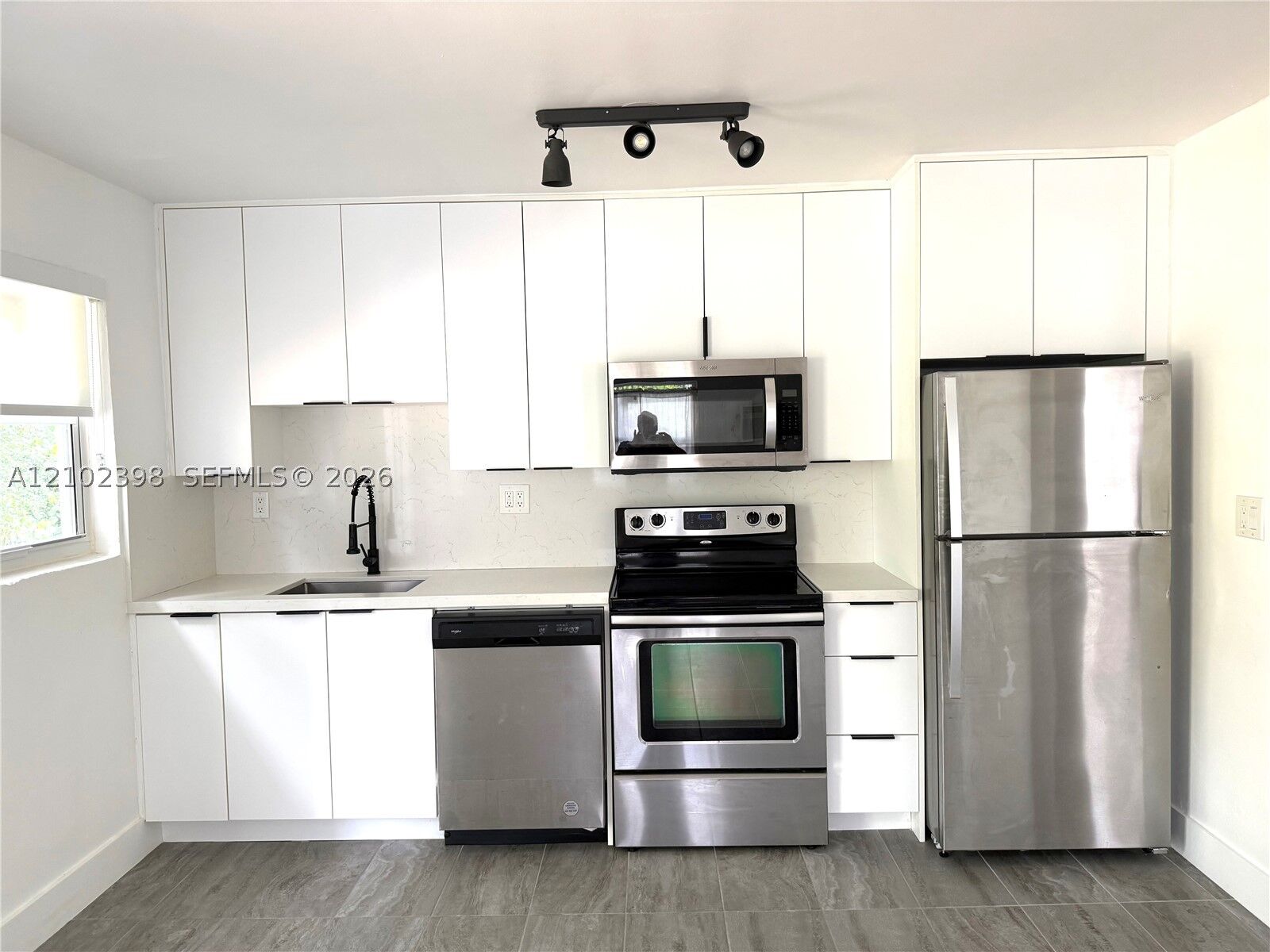 Property Photo:  1184 NE 112th St A  FL 33161 