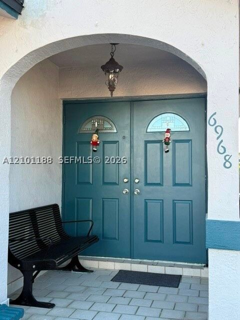 Property Photo:  6968 W 24th Ct  FL 33016 