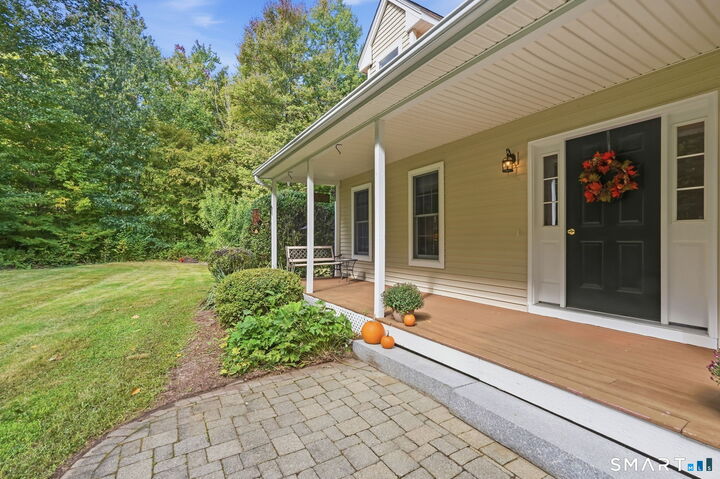 Property Photo:  47 Williamsburg Road  CT 06447 