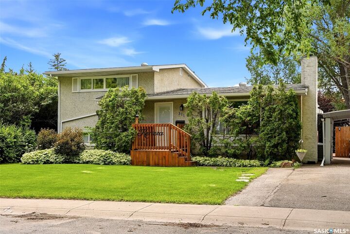 Property Photo:  511 Shannon Road  SK S4S 5J2 