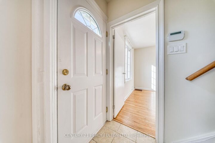 Property Photo:  124 Homewood Avenue  ON M2M 1K3 