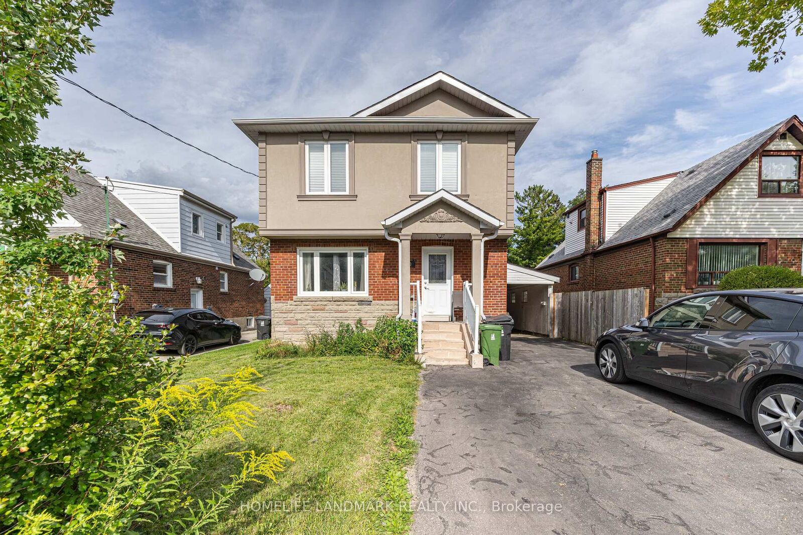 Property Photo: 19 Balaclava Drive ON M1P 1E5