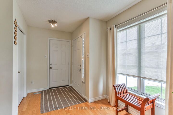 Property Photo:  100 Stroud Crescent 11  ON N6E 4A1 