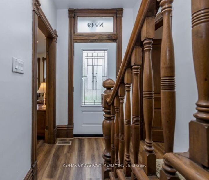 Property Photo:  49 Park Street  ON L4N 1H7 