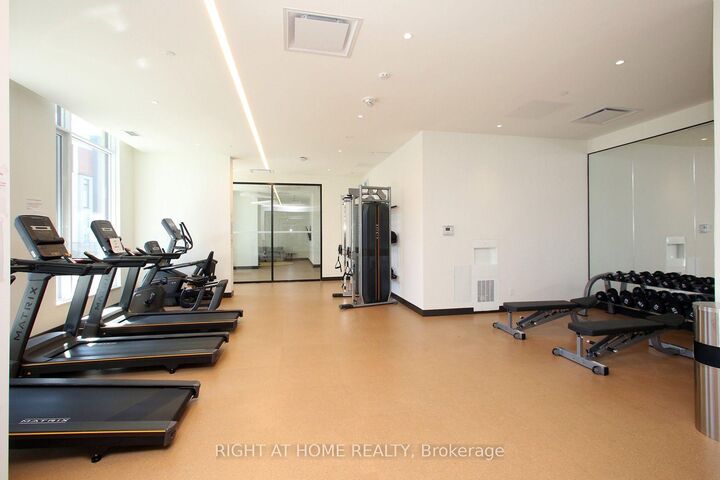 Property Photo:  6 David Eyer Road 513  ON L4S 0N5 