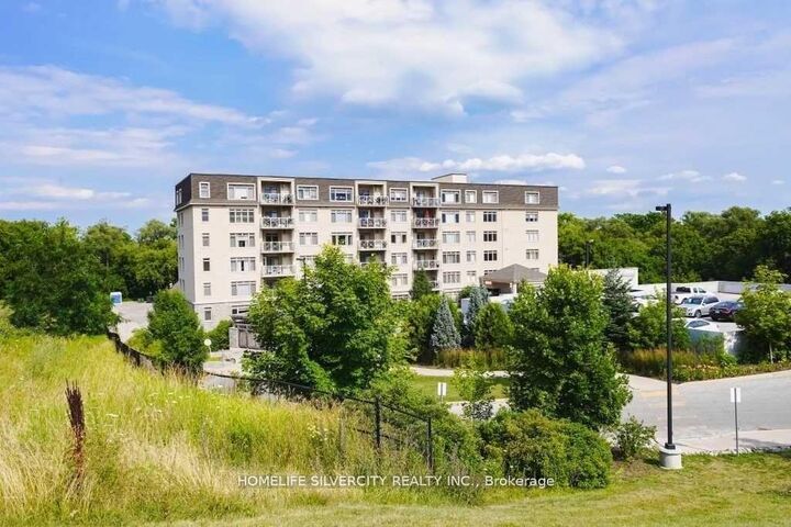 Property Photo:  149 Church Street 614  ON L0G 1T0 